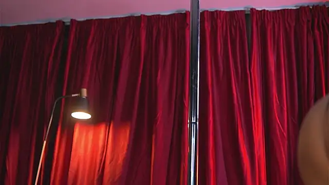 Evelyn Evyyy online show from November 5, 2025, 7:17 pm