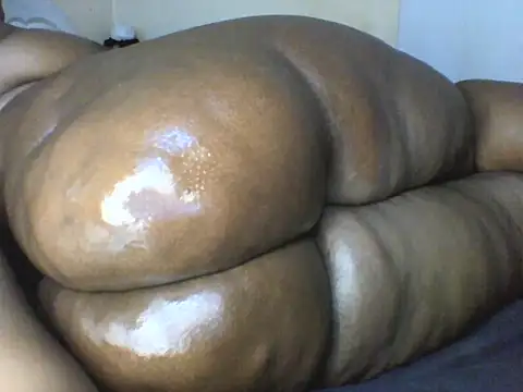 Gorgeous ass20 online show from October 26, 2025, 1:17 am