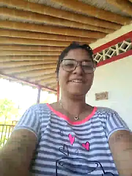 Snapshot of Sofythom1 chatting on January 23, 2025, 3:32 pm Sofythom1 online show from January 23, 2025, 3:32 pm