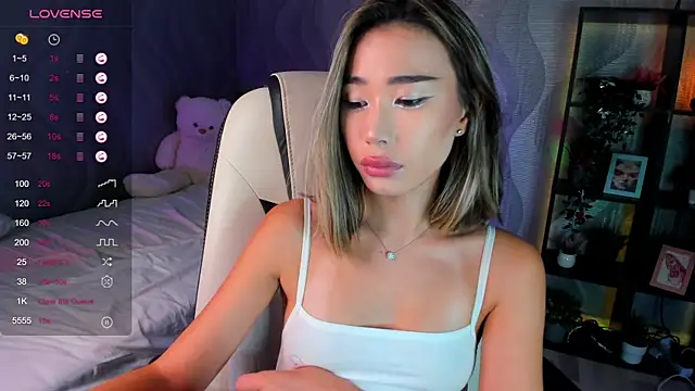 Snapshot of sensualily chatting on July 5, 2026, 3:41 pm sensualily online show from July 5, 2026, 3:41 pm