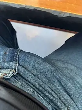 Snapshot of elber-gdo chatting on February 11, 2025, 7:27 pm elber-gdo online show from February 11, 2025, 7:27 pm