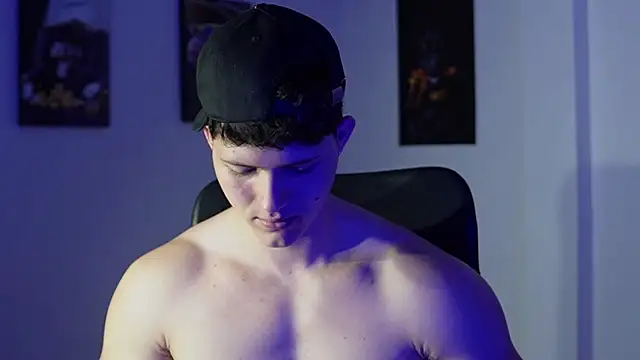 Hazzan Velez online show from December 3, 2025, 6:29 pm