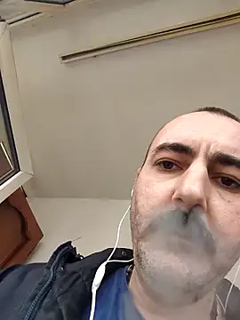 Maryo0001 online show from December 20, 2025, 11:13 am