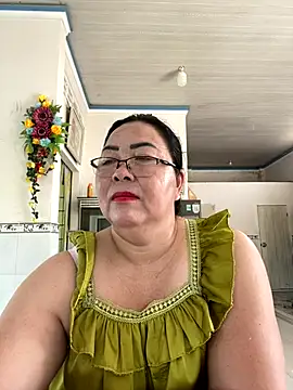 NDith online show from October 18, 2025, 1:29 am