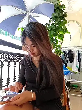 lyna bl online show from October 16, 2025, 1:58 am