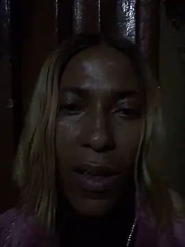 Snapshot of Kylie_Hairy_Bbc chatting on May 21, 2026, 9:56 pm Kylie Hairy Bbc online show from May 21, 2026, 9:56 pm