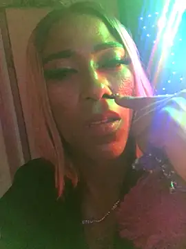 Snapshot of Kylie_Hairy_Bbc chatting on May 24, 2026, 11:59 pm Kylie Hairy Bbc online show from May 24, 2026, 11:59 pm