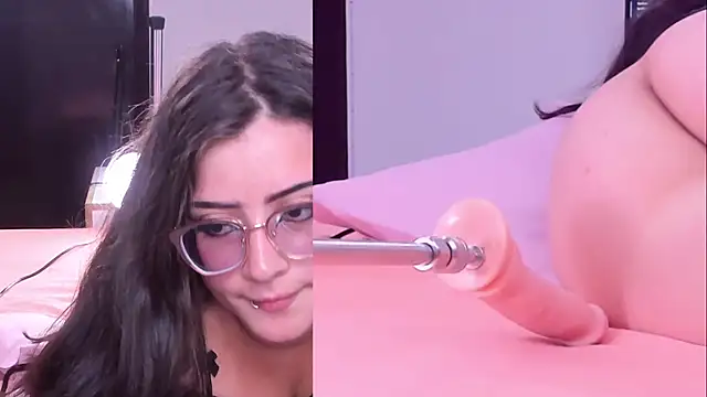 Kinky Cloe online show from November 24, 2025, 7:36 pm