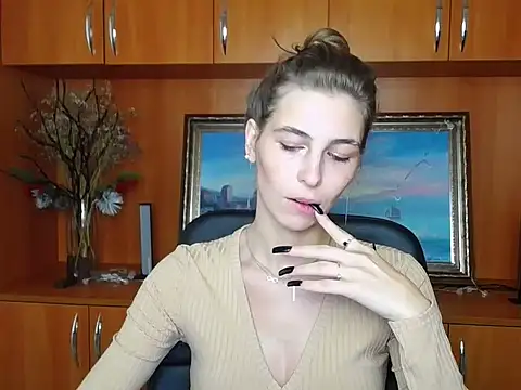 Snapshot of StrangerGi chatting on September 24, 2025, 11:06 am StrangerGi online show from September 24, 2025, 11:06 am