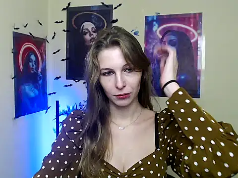 Snapshot of StrangerGi chatting on November 24, 2025, 1:00 pm StrangerGi online show from November 24, 2025, 1:00 pm