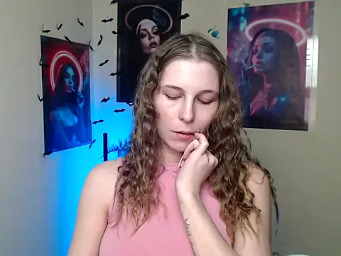 StrangerGi online show from March 11, 2026, 7:08 pm