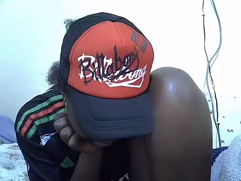 Snapshot of dirtyshowgirl chatting on December 15, 2025, 1:50 pm dirtyshowgirl online show from December 15, 2025, 1:50 pm