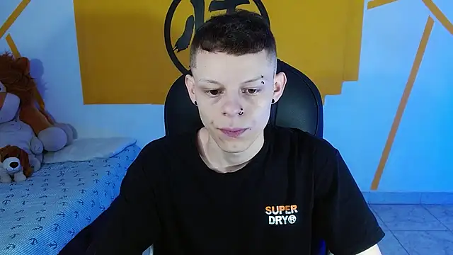 Snapshot of Matthew_Boy_ chatting on February 9, 2025, 1:03 pm Matthew Boy  online show from February 9, 2025, 1:03 pm