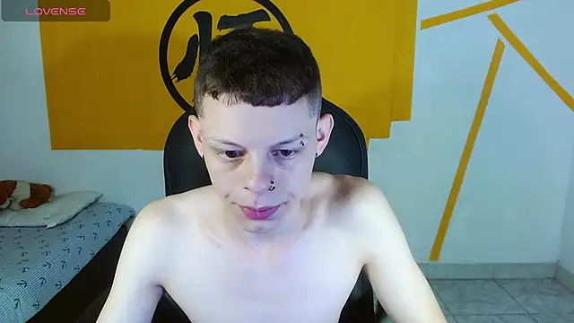 Snapshot of Matthew_Boy_ chatting on February 14, 2025, 6:12 am Matthew Boy  online show from February 14, 2025, 6:12 am