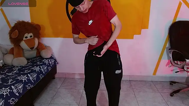 Snapshot of Matthew_Boy_ chatting on February 5, 2025, 5:41 am Matthew Boy  online show from February 5, 2025, 5:41 am