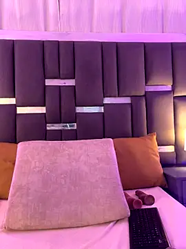 talivega online show from November 3, 2025, 8:34 pm