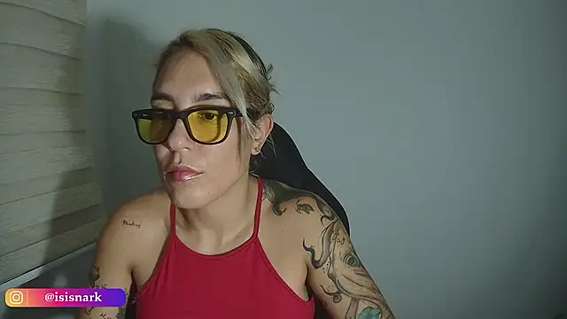 Isis69  online show from November 20, 2025, 10:52 pm