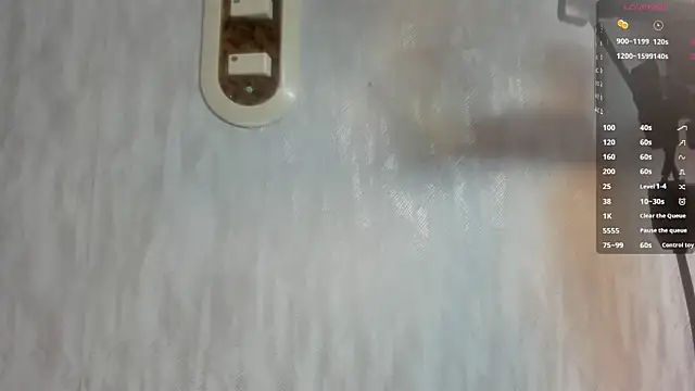 Snapshot of MelanieRioss chatting on October 8, 2025, 1:34 pm MelanieRioss online show from October 8, 2025, 1:34 pm