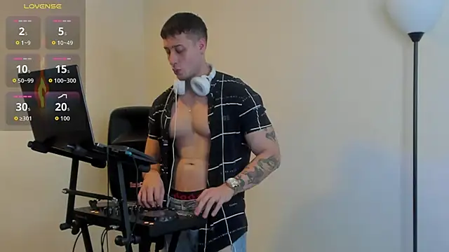 matt saill online show from October 3, 2025, 12:47 am