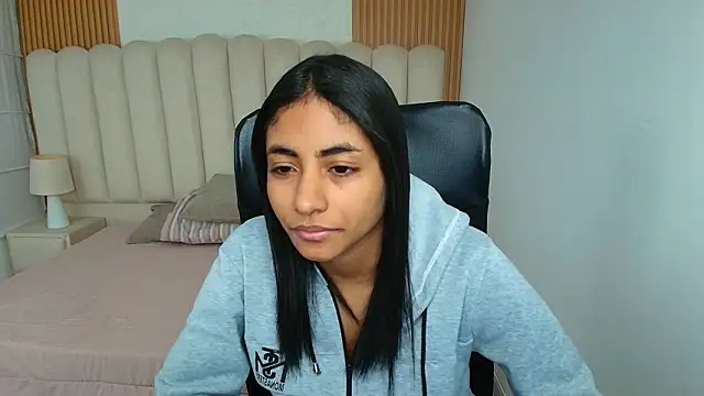 shaneelle online show from February 4, 2026, 3:12 am