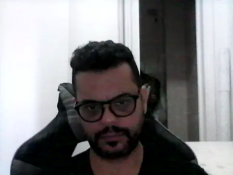 Snapshot of HornyBeachBoyBR chatting on July 28, 2026, 2:24 pm HornyBeachBoyBR online show from July 28, 2026, 2:24 pm