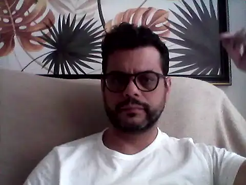 Snapshot of HornyBeachBoyBR chatting on July 12, 2026, 3:46 pm HornyBeachBoyBR online show from July 12, 2026, 3:46 pm