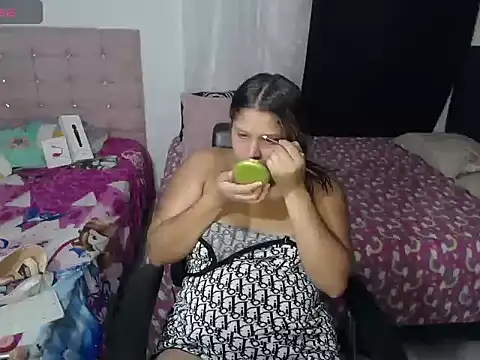 Miel canela online show from September 20, 2025, 2:33 pm