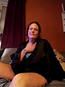 Snapshot of Milfen_7 chatting on October 24, 2025, 6:18 pm Milfen 7 online show from October 24, 2025, 6:18 pm