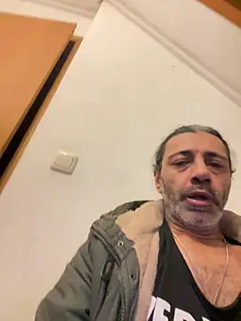 Snapshot of devran77 chatting on January 16, 2026, 10:03 pm devran77 online show from January 16, 2026, 10:03 pm