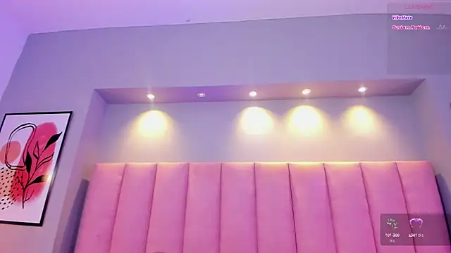 KeilyRoss online show from February 28, 2025, 8:18 pm