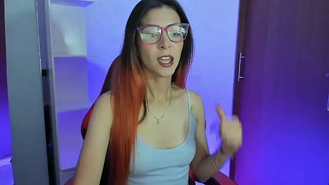 Amaranta e online show from November 30, 2025, 10:32 pm