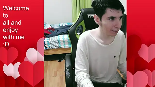 Snapshot of Twink_martinboy chatting on October 26, 2025, 11:16 pm Twink martinboy online show from October 26, 2025, 11:16 pm