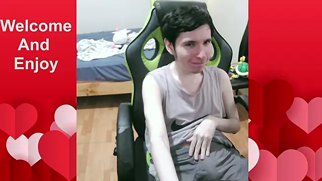 Twink martinboy online show from April 21, 2026, 9:10 pm