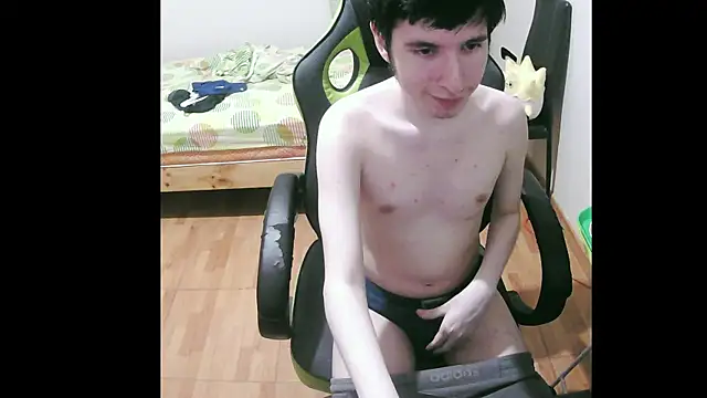 Snapshot of Twink_martinboy chatting on January 24, 2025, 3:11 am Twink martinboy online show from January 24, 2025, 3:11 am