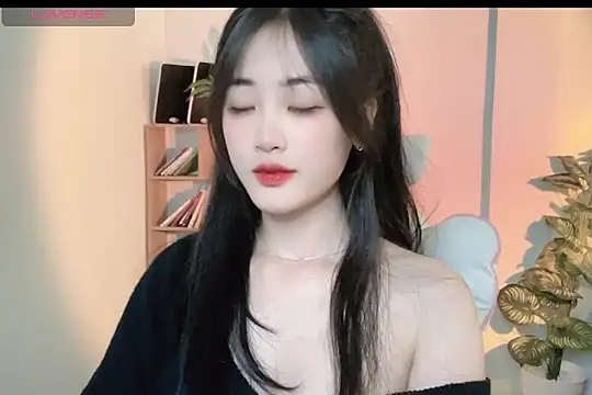  Aimy  online show from March 6, 2025, 3:35 am