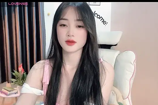  Aimy  online show from February 19, 2025, 4:00 pm