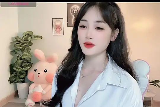  Aimy  online show from October 20, 2025, 6:26 am