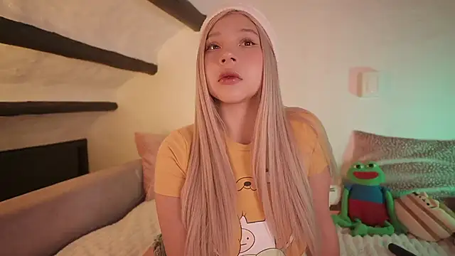 Snapshot of -SofiaCastillo- chatting on February 2, 2026, 3:55 pm -SofiaCastillo- online show from February 2, 2026, 3:55 pm