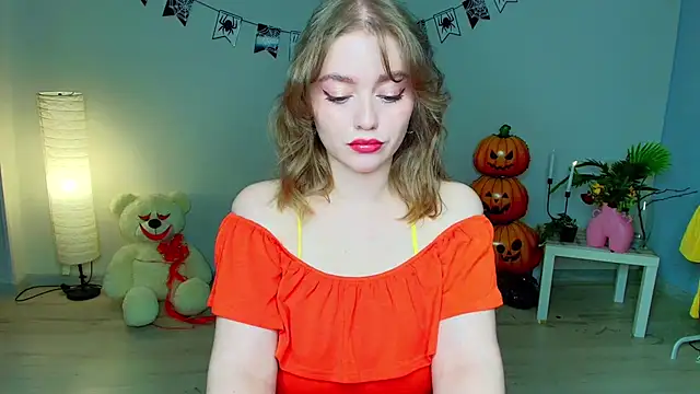 AidaPerry online show from October 29, 2025, 5:12 pm