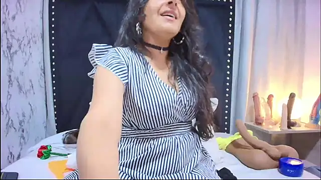 Snapshot of _Marcela__ chatting on June 2, 2026, 11:32 am Marcela online show from June 2, 2026, 11:32 am