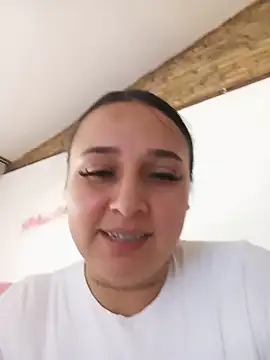 Juanamd1 online show from May 29, 2026, 12:11 pm