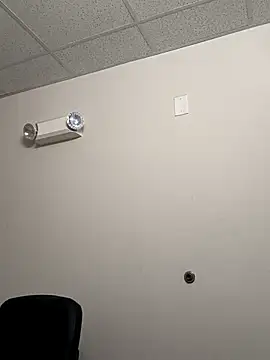 Snapshot of ImCarolinaCutiexxx chatting on October 10, 2025, 4:13 am ImCarolinaCutiexxx online show from October 10, 2025, 4:13 am