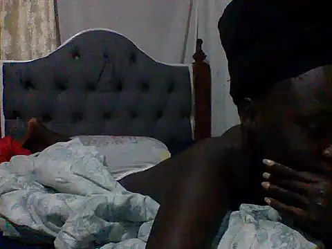 ebony mellanin online show from September 18, 2025, 7:06 pm