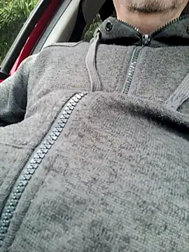 JulianJ50 online show from November 7, 2025, 11:04 am