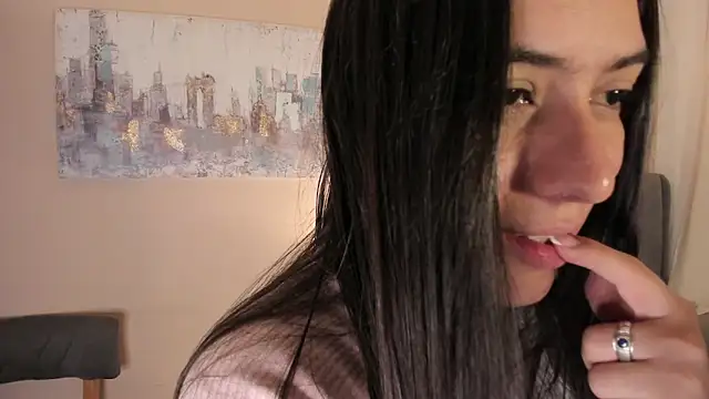 dakotaa   online show from November 3, 2025, 11:58 am