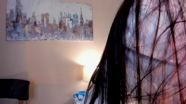 dakotaa   online show from February 25, 2025, 11:37 pm