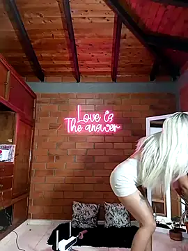 Snapshot of SamaraJay1 chatting on February 28, 2025, 11:12 pm SamaraJay1 online show from February 28, 2025, 11:12 pm