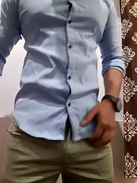 Guyinshortss online show from September 24, 2025, 7:53 pm