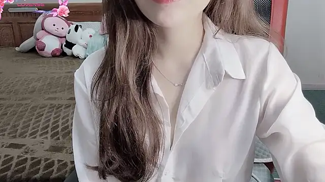 Snapshot of TrinhH_Nabbi chatting on February 13, 2026, 1:55 pm TrinhH Nabbi online show from February 13, 2026, 1:55 pm