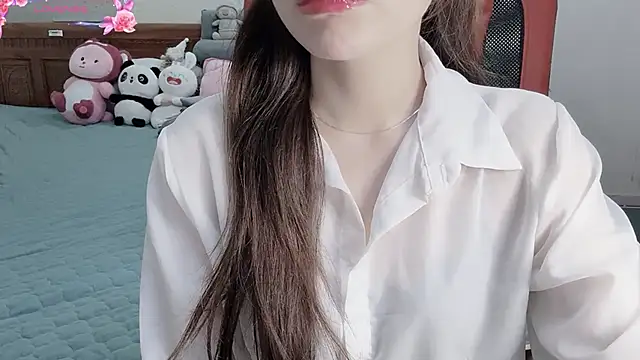 TrinhH Nabbi online show from April 6, 2026, 1:23 pm